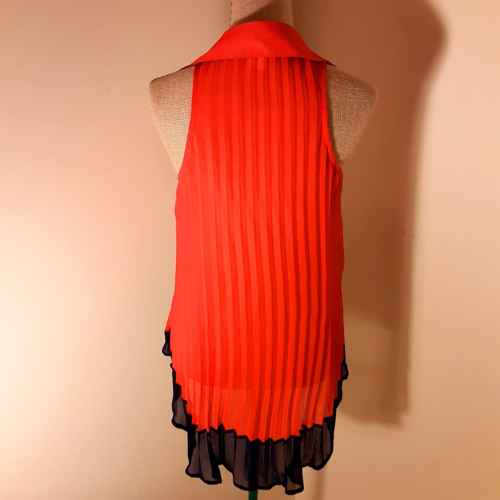 San Joy red & black sheer high low top small - Picture 2 of 5